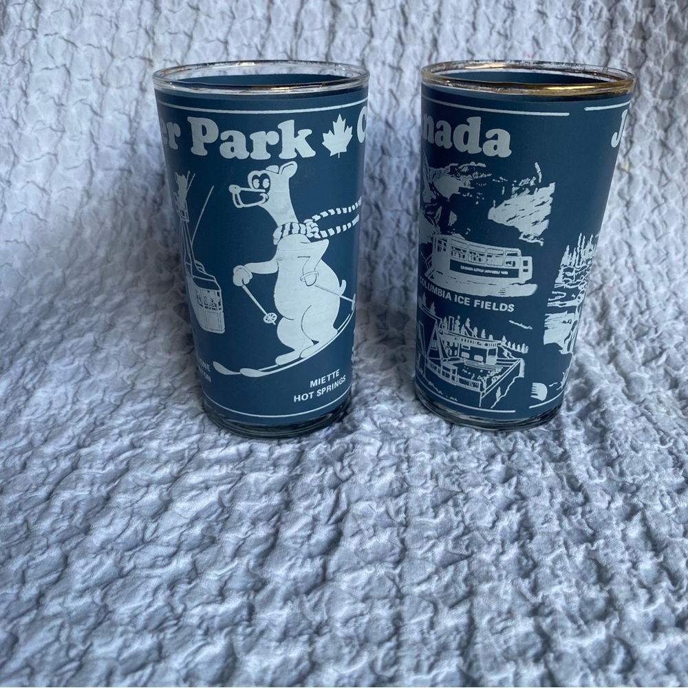 Vintage‎ Barware glasses Jasper Park Alberta Canada souvenir tumblers - Picture 3 of 8